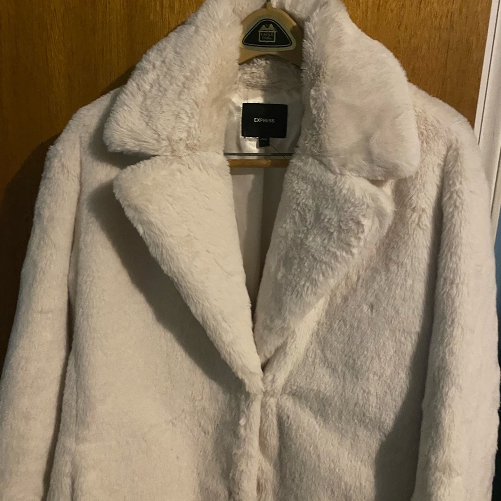Express Women's Plush White Teddy Jacket